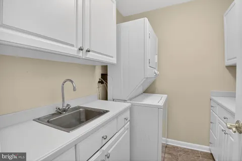 $660,000 | 4620 North Park Avenue, Unit 402W, Chevy Chase, MD 20815