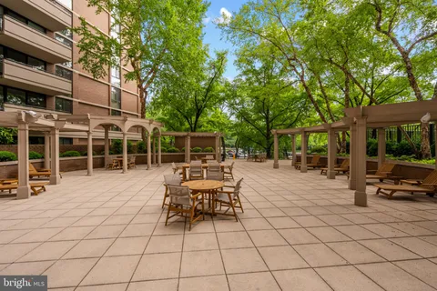 $660,000 | 4620 North Park Avenue, Unit 402W, Chevy Chase, MD 20815