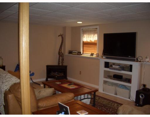508 Spring Street Hopkinton, RI 02873 - Photo 8 of 10 Den/Family/Great Room.