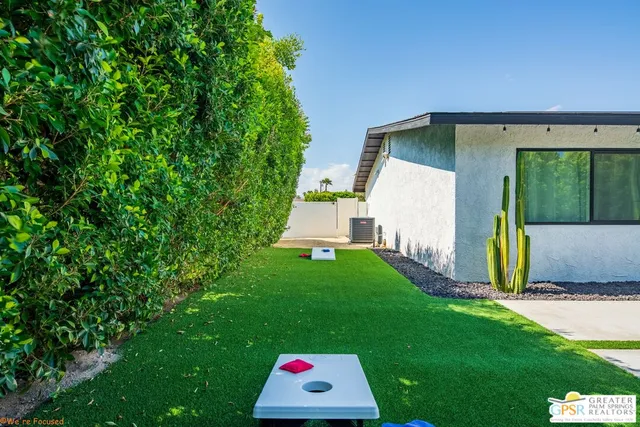 $1,249,000 | 545 West Yorba Road, Palm Springs, CA 92262