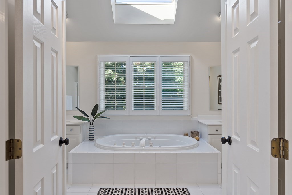 6 Saunders Road Sudbury, MA 01776 - Photo 19 of 30 Gallery Image 19