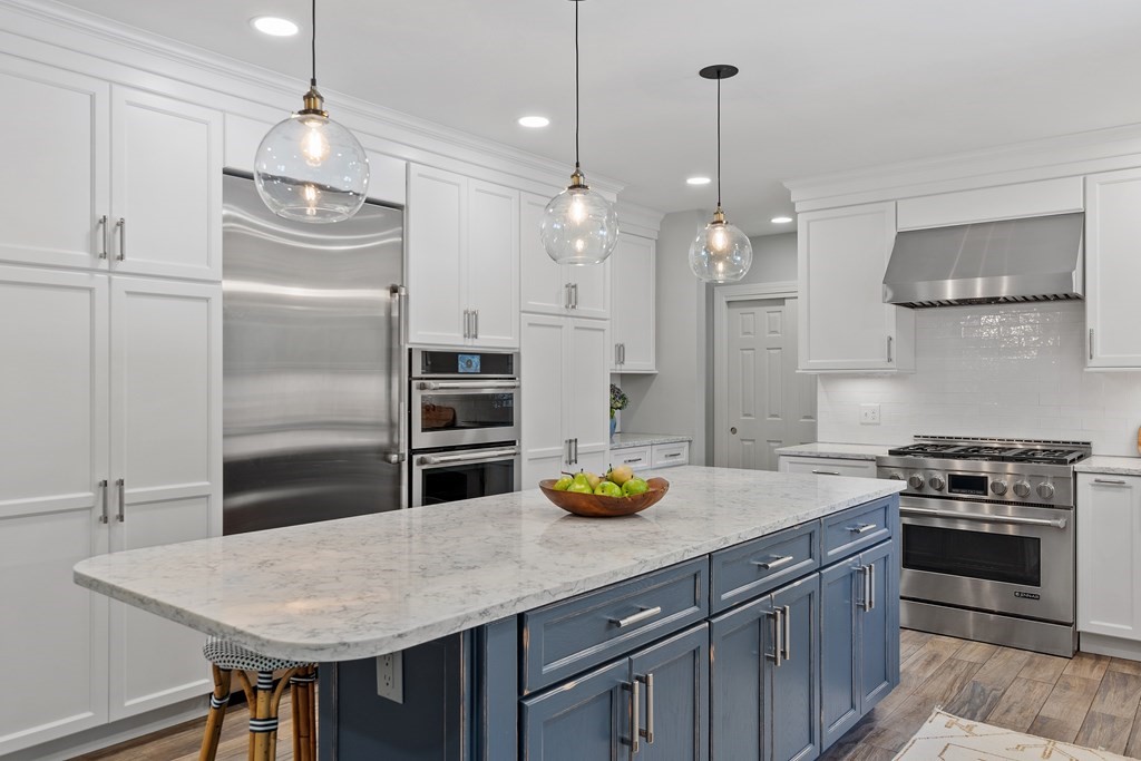 6 Saunders Road Sudbury, MA 01776 - Photo 3 of 30 Gallery Image 3