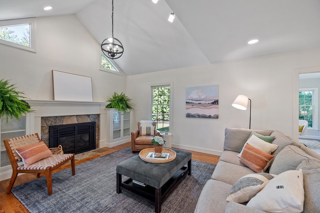 6 Saunders Road Sudbury, MA 01776 - Photo 4 of 30 Gallery Image 4