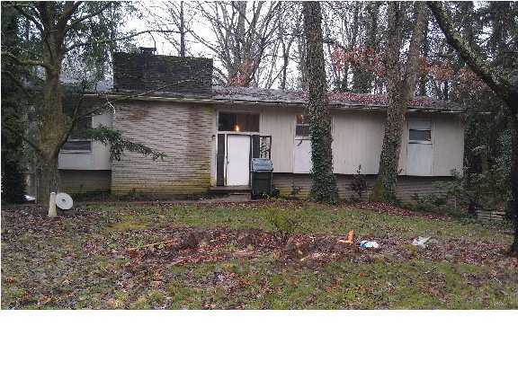 1017 Crown Point Road East Signal Mountain, TN 37377 - Photo 1 of 8 Primary Photo