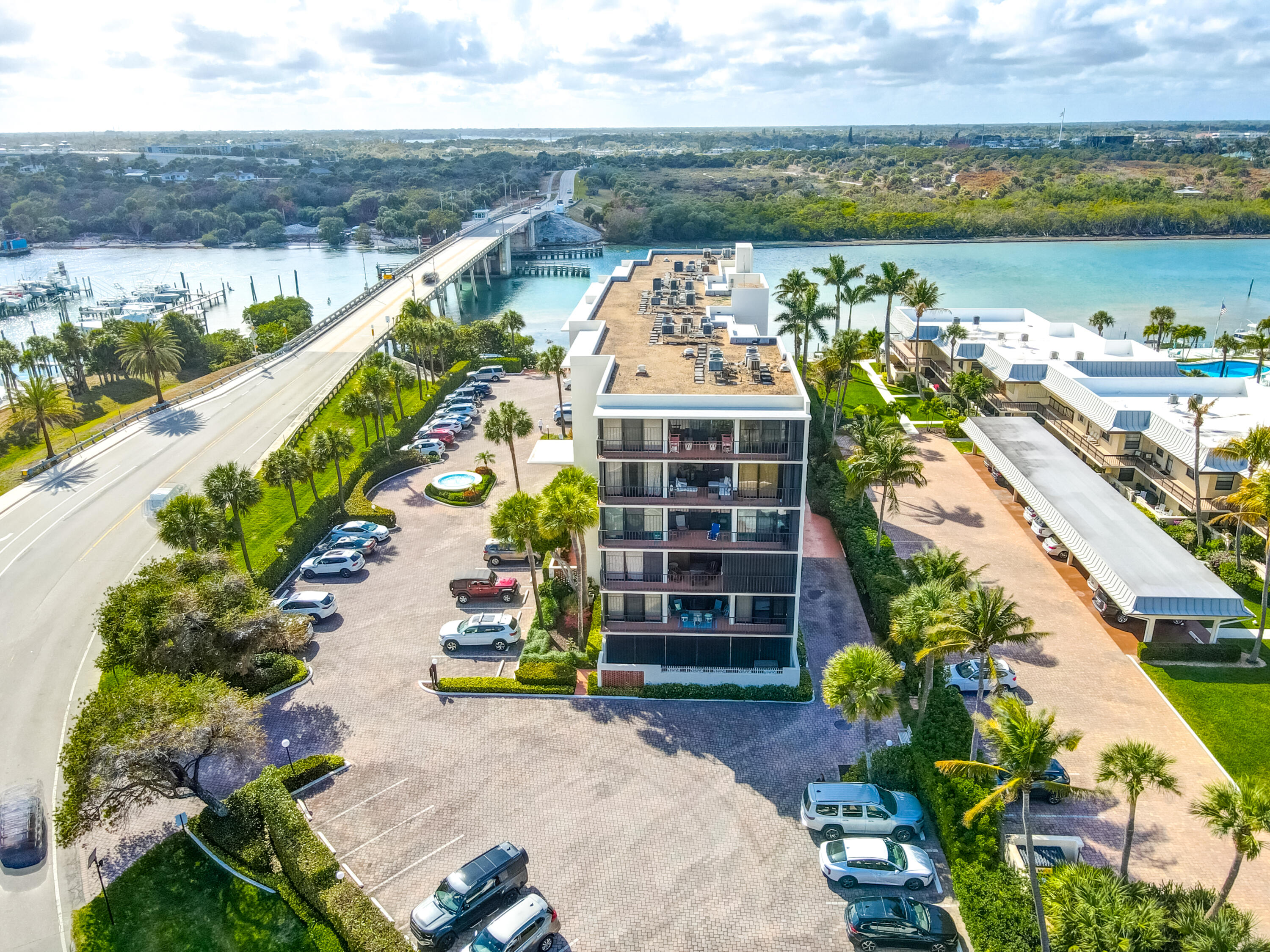 225 South Beach Road, Unit 503 Tequesta, FL 33469 - Photo 20 of 42 44-225 S Beach Road Unit 503-44
