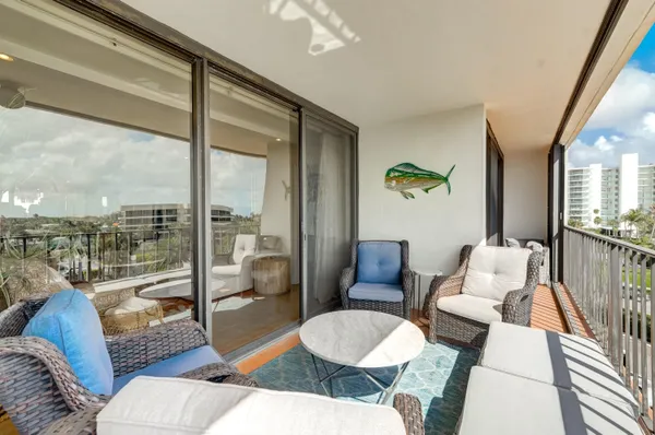 $829,000 | 225 South Beach Road, Unit 503, Tequesta, FL 33469