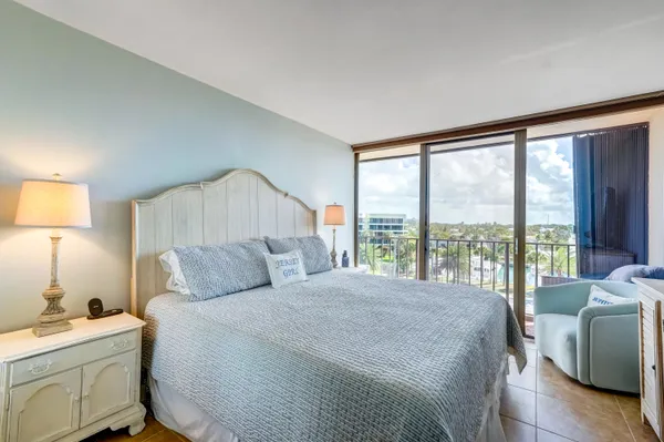 $829,000 | 225 South Beach Road, Unit 503, Tequesta, FL 33469