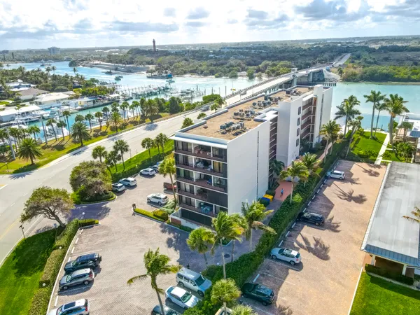 $829,000 | 225 South Beach Road, Unit 503, Tequesta, FL 33469