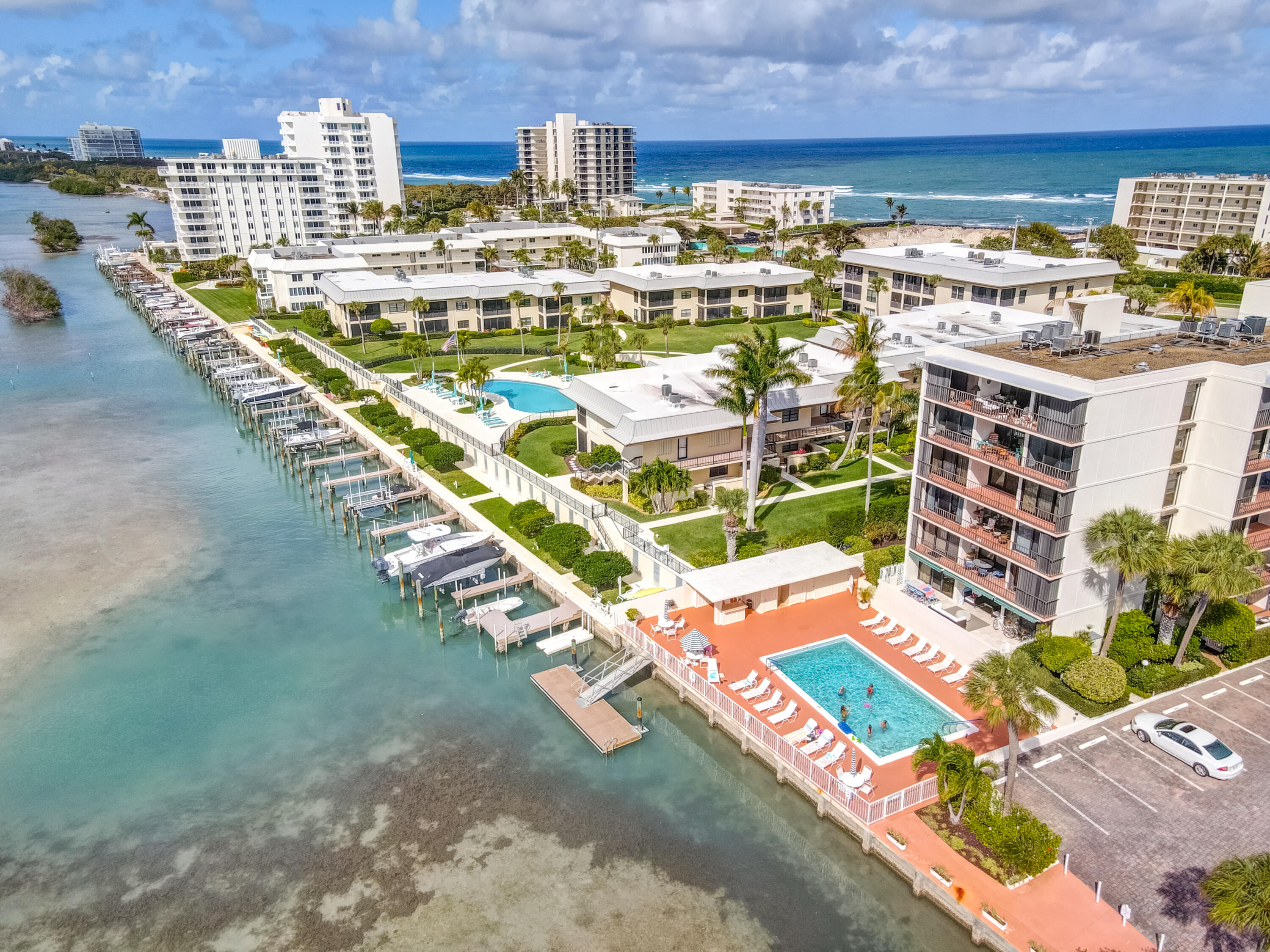 225 South Beach Road, Unit 503 Tequesta, FL 33469 - Photo 40 of 42 41-225 S Beach Road Unit 503-41