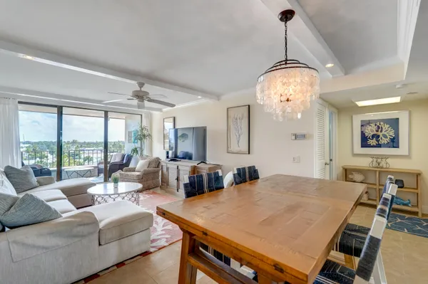 $829,000 | 225 South Beach Road, Unit 503, Tequesta, FL 33469