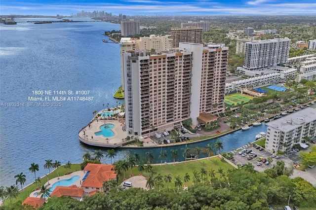 $277,900 | 1800 Northeast 114th Street, Unit 1007, Miami, FL 33181