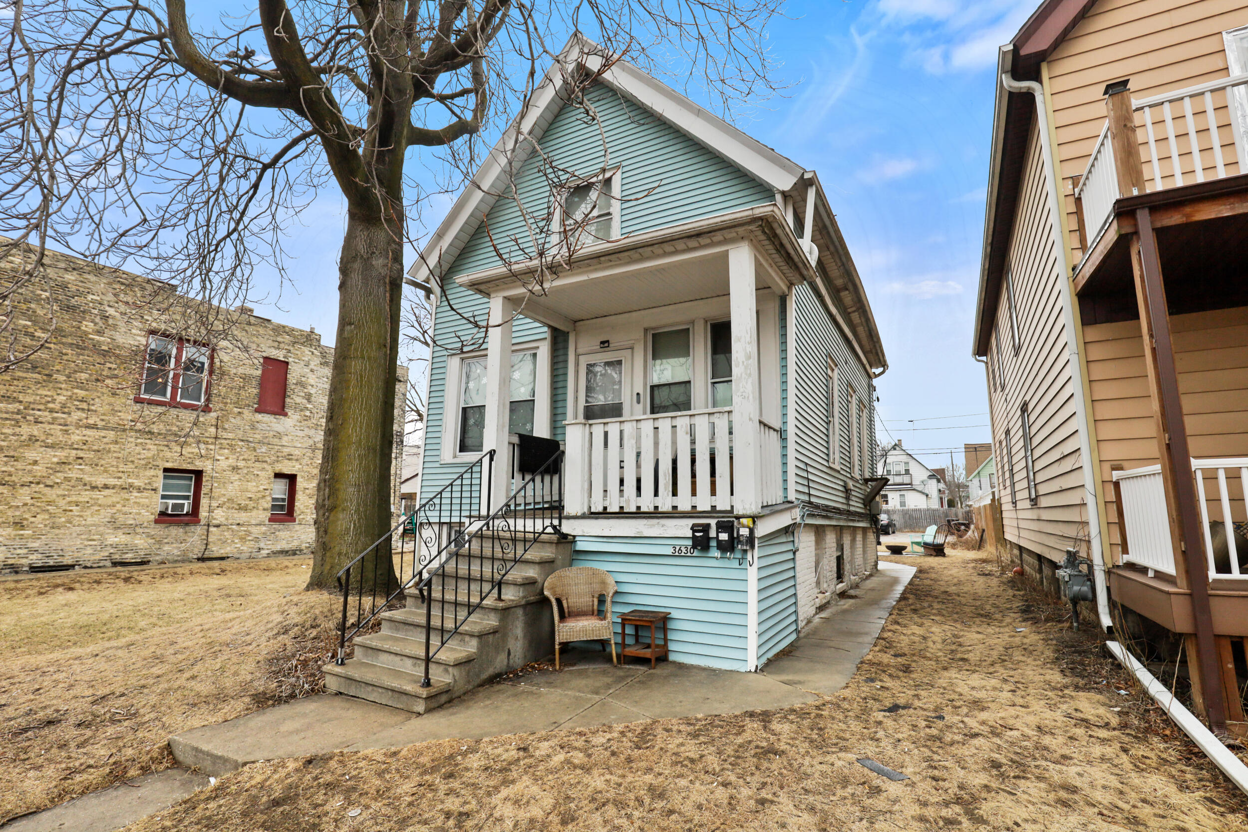 3630 East Barnard Avenue Cudahy, WI 53110 - Photo 1 of 26 front