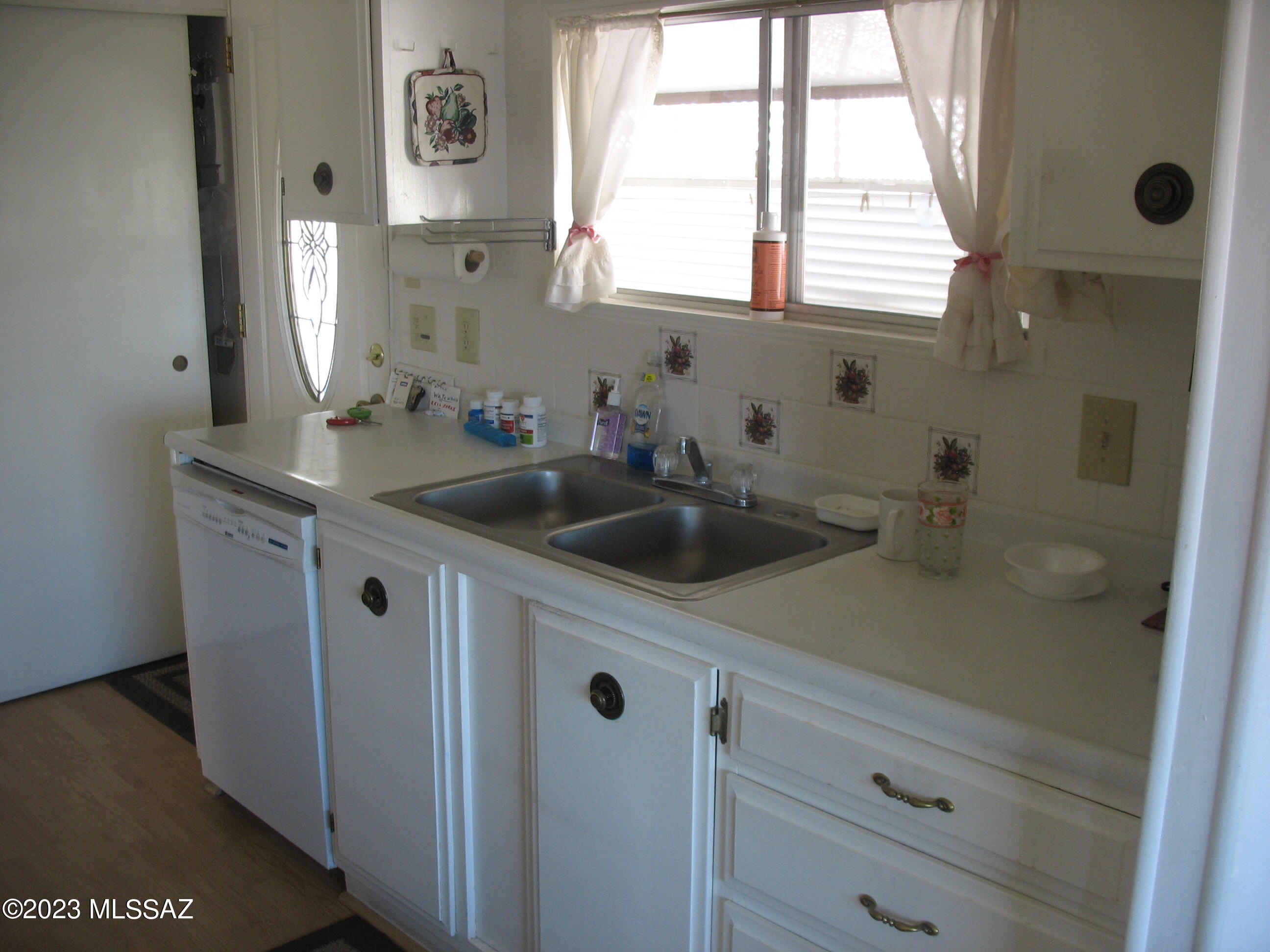 6073 West Rocking Cir Street Tucson, AZ 85713 - Photo 6 of 22 Gallery Image 6