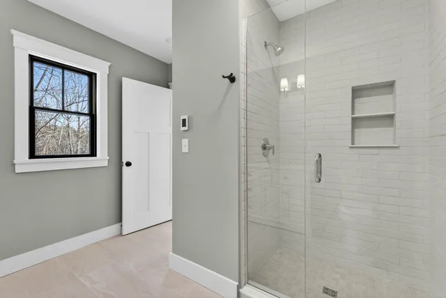 $2,495,000 | 142 Main Street, Kennebunkport, ME 04046