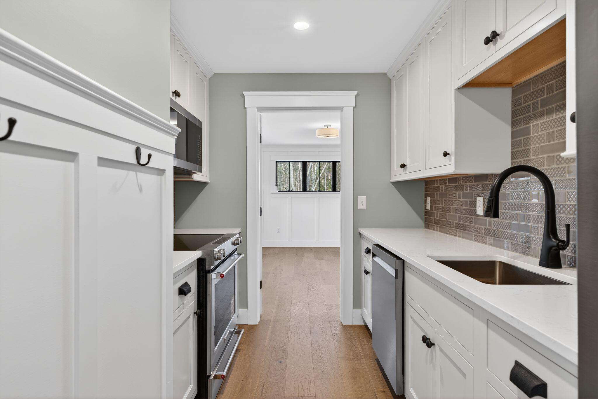 142 Main Street Kennebunkport, ME 04046 - Photo 32 of 49 142 Main