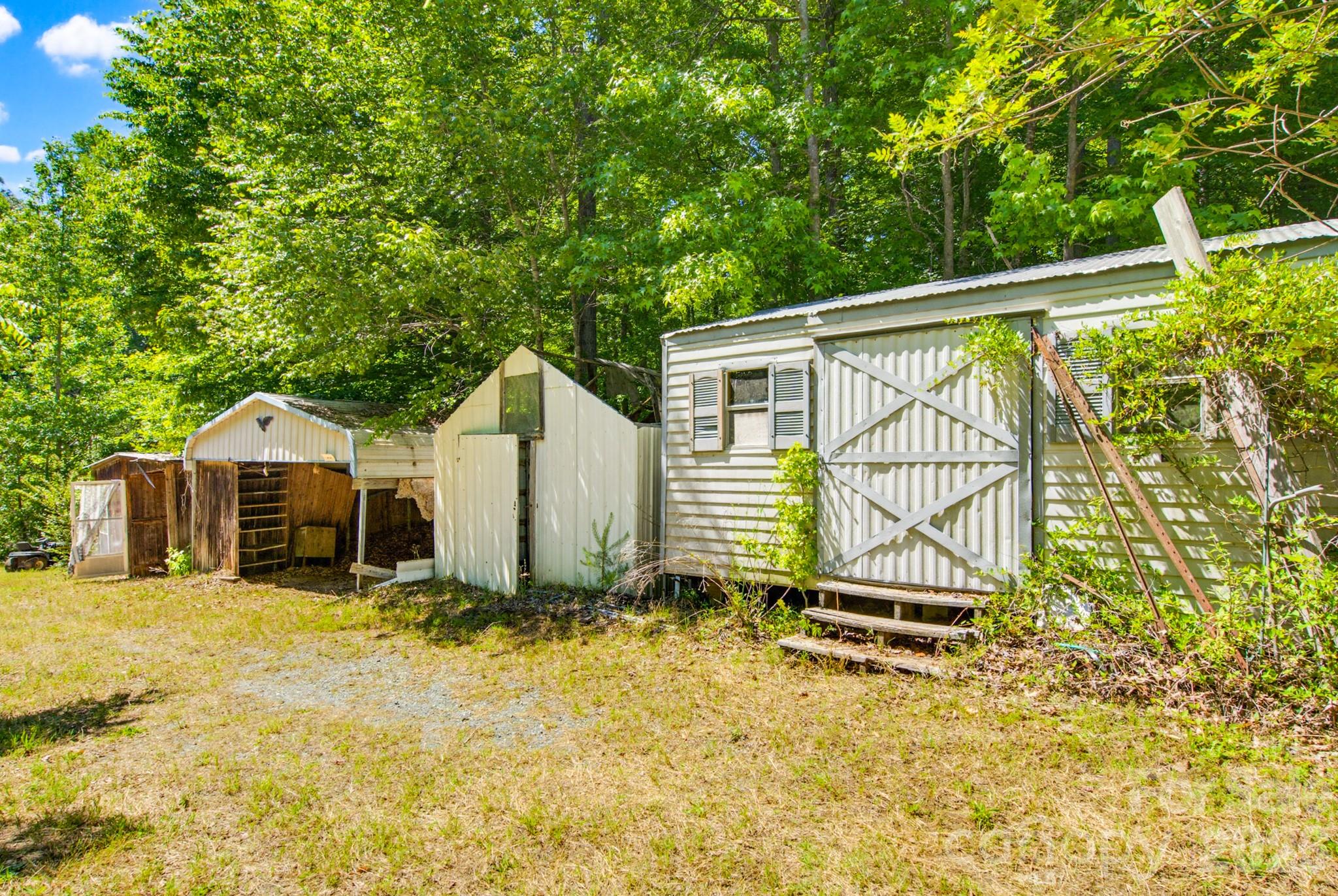 2239 Capps Road York, SC 29745 - Photo 16 of 32