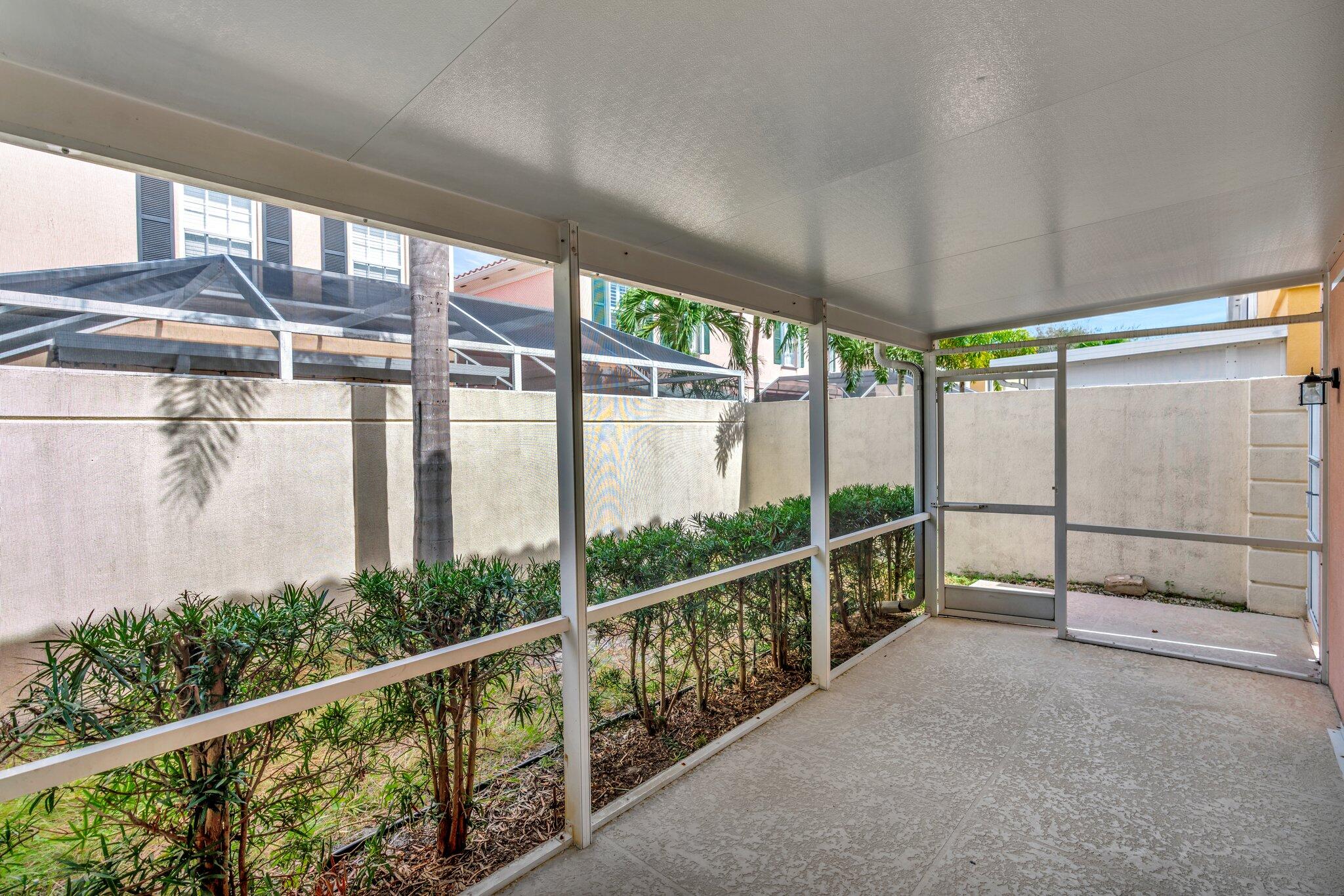 15 Laurel Oaks Circle Tequesta, FL 33469 - Photo 6 of 44 9-web-or-mls-_MLP9205