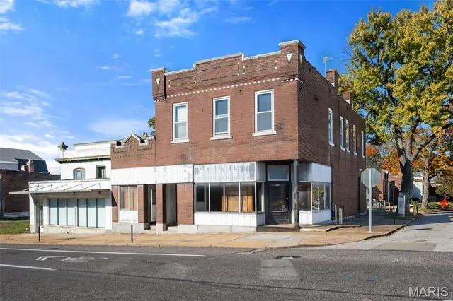 $210,000 | 6829 Gravois Avenue, St. Louis, MO 63109