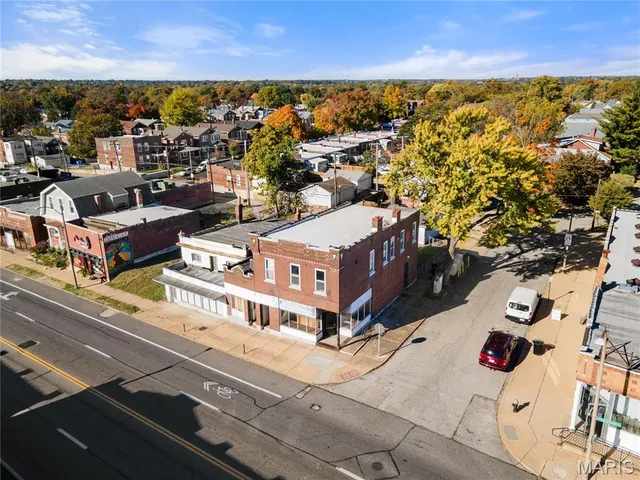 $210,000 | 6829 Gravois Avenue, St. Louis, MO 63109
