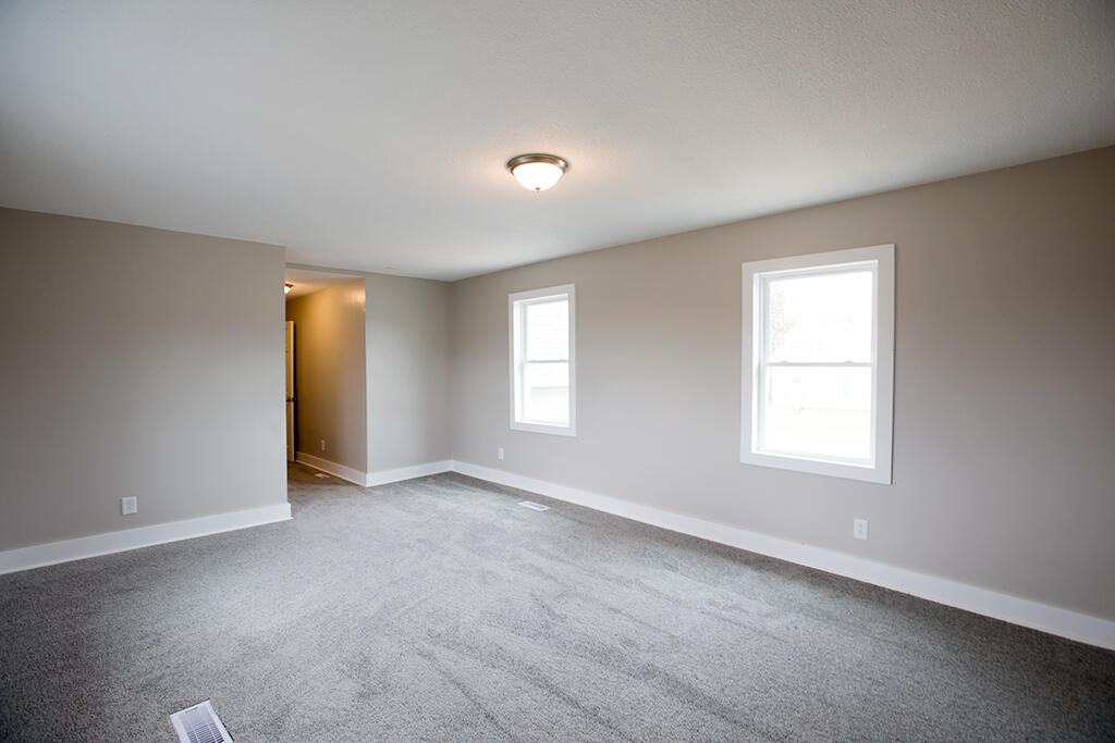 179 Main Street Corinth, ME 04427 - Photo 16 of 26 DJ2A9758