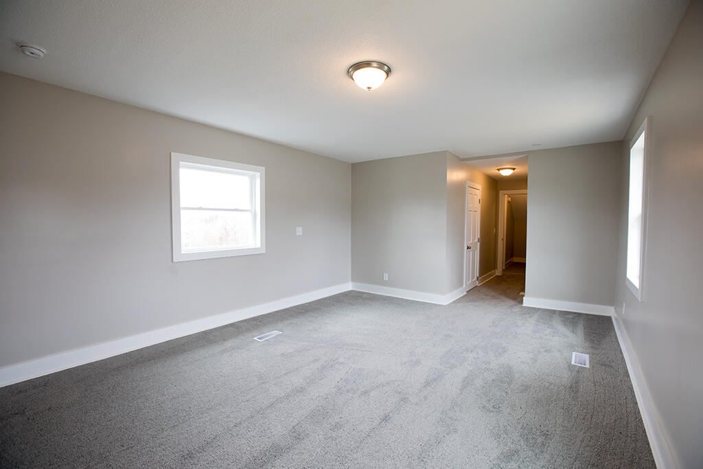 179 Main Street Corinth, ME 04427 - Photo 17 of 26 DJ2A9760