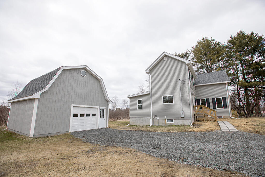 179 Main Street Corinth, ME 04427 - Photo 24 of 26 DJ2A9787