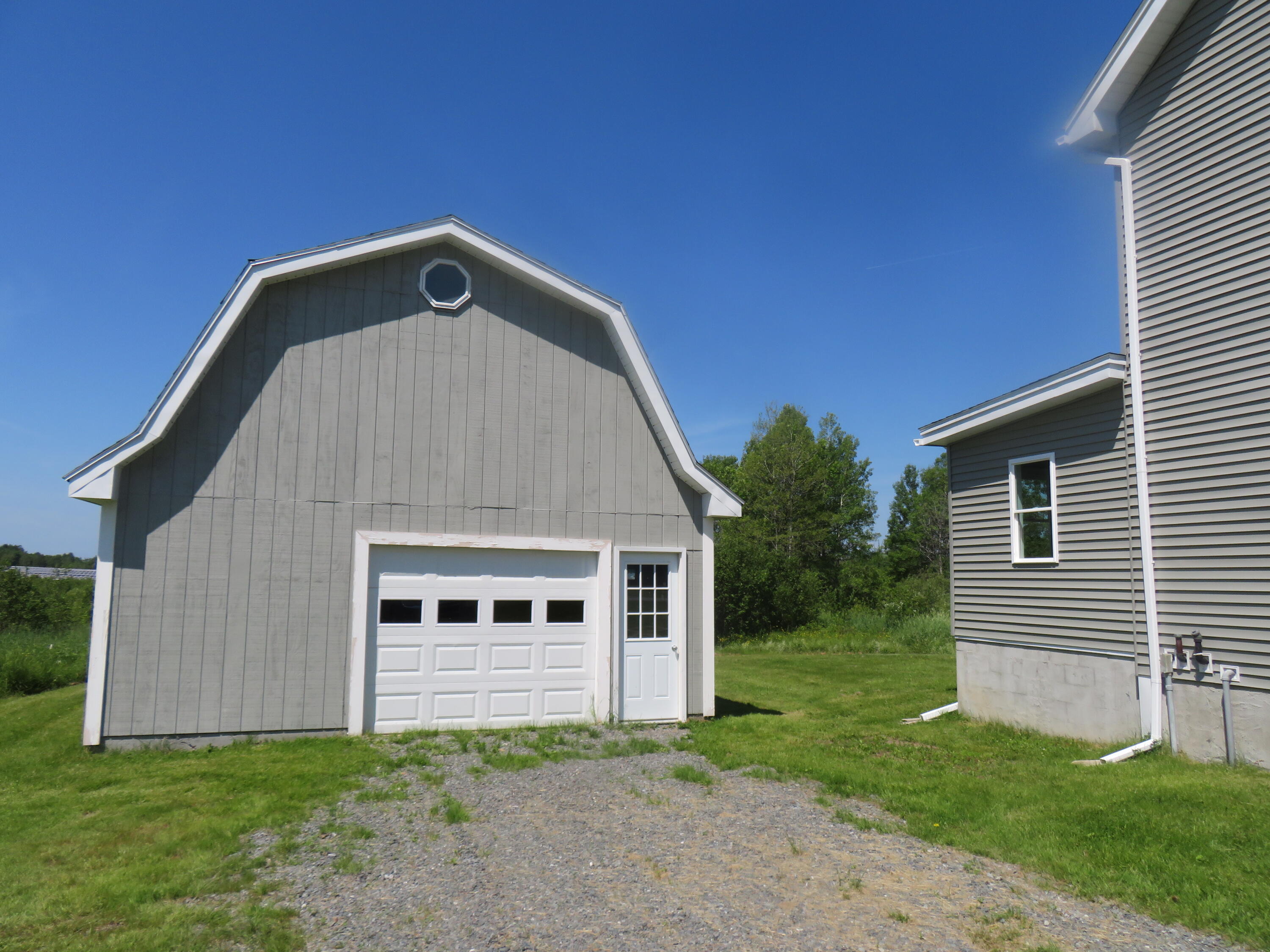 179 Main Street Corinth, ME 04427 - Photo 3 of 26 IMG_6976