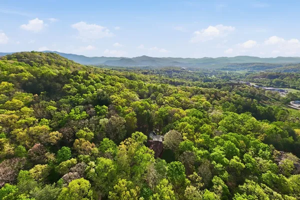 $459,000 | 273 Cox Lane, Hayesville, NC 28904