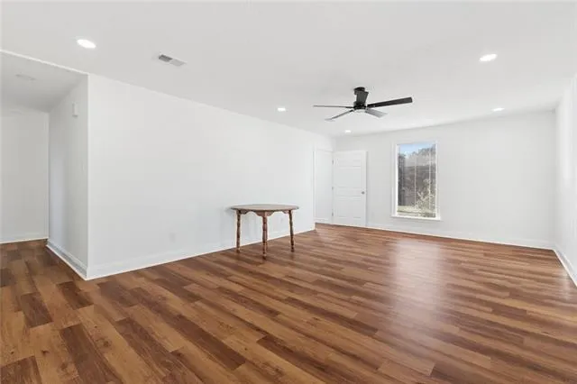 $1,650 | 2427 Octavia Drive, Chalmette, LA 70043