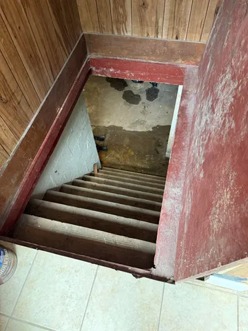 $195,000 | 7077 West 450 South, Williamsport, IN 47993