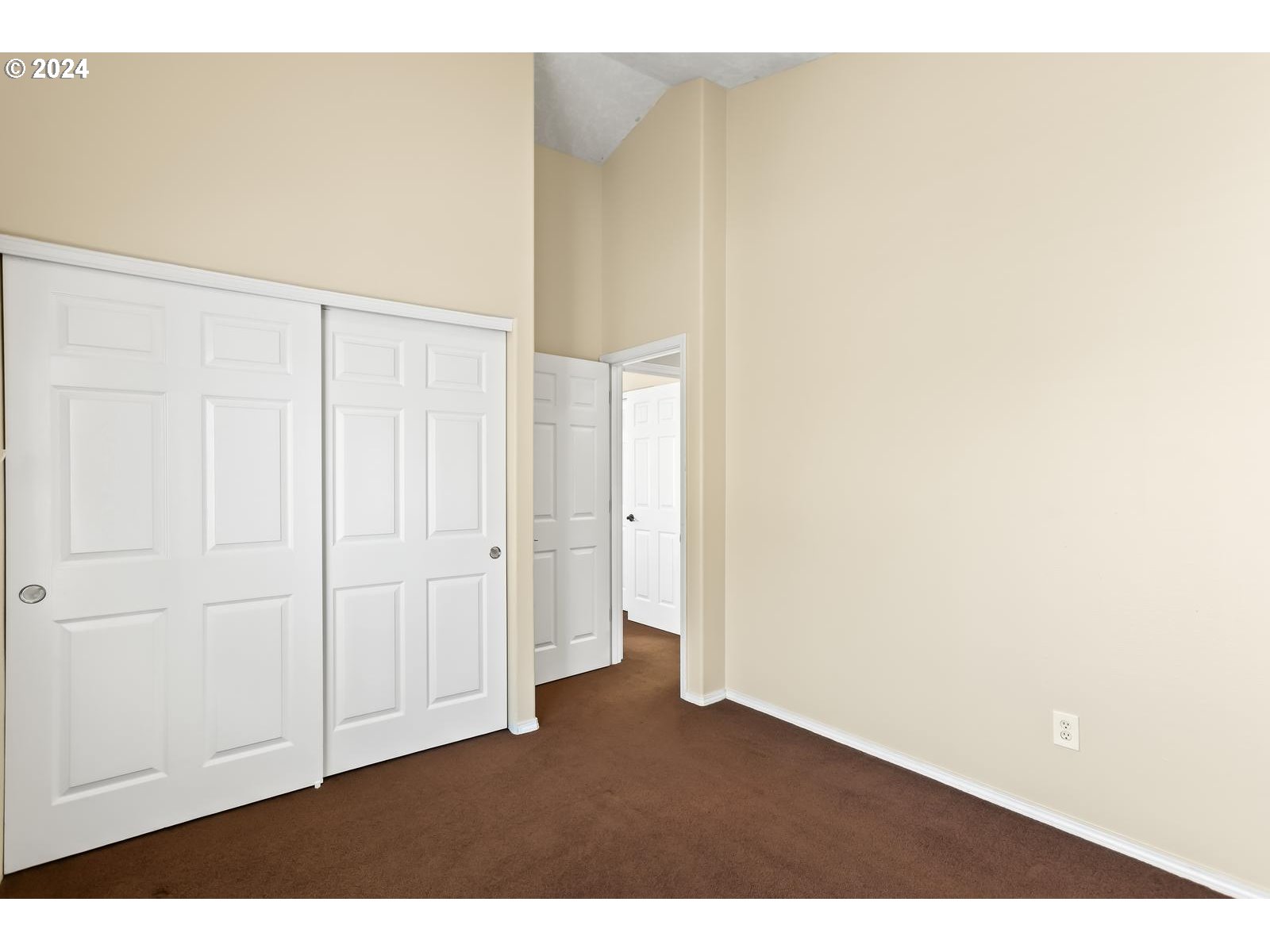 18283 Davis Street Sandy, OR 97055 - Photo 32 of 42 a view of an empty room