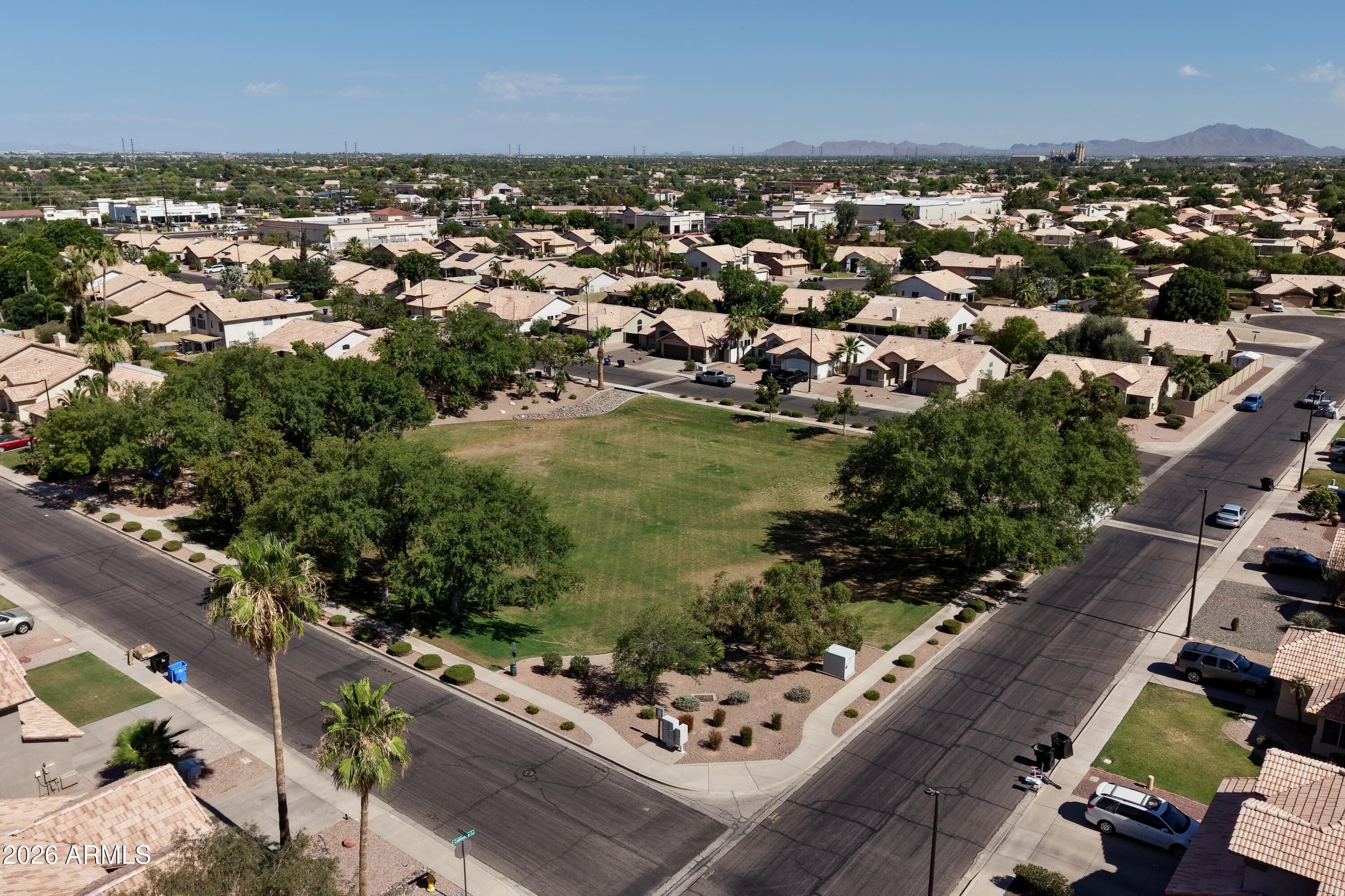 6 North Boulder Street Gilbert, AZ 85234 - Photo 35 of 39