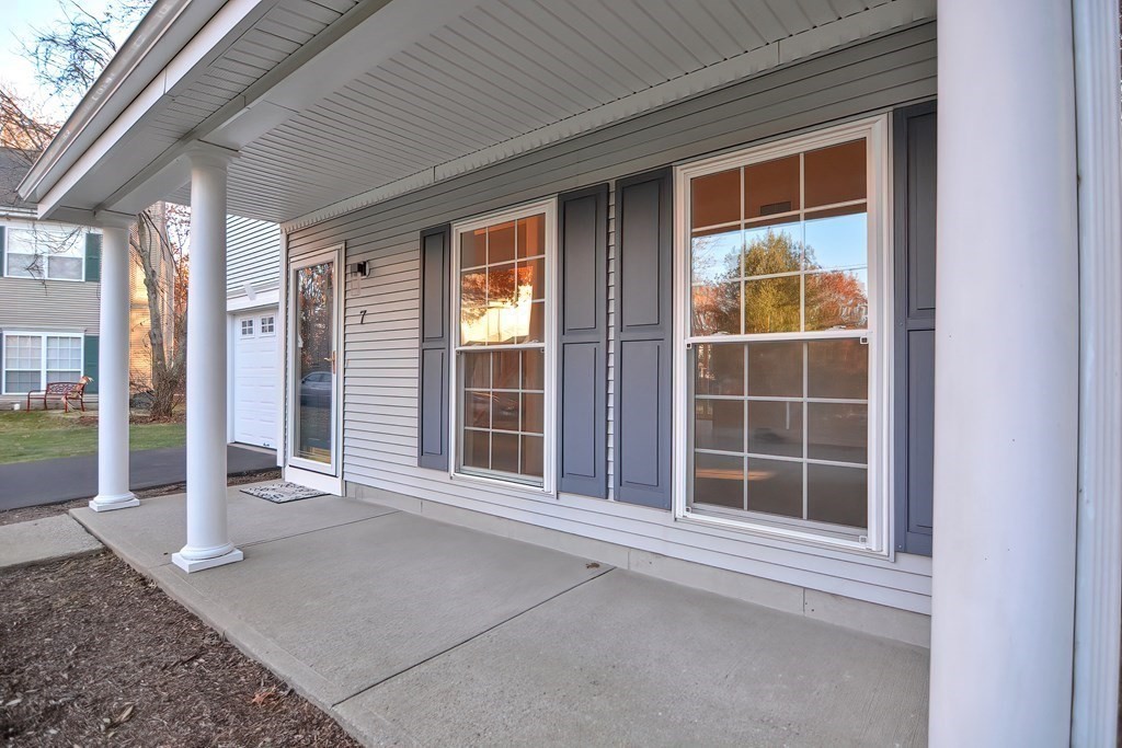 7 Tiffney Road Foxboro, MA 02035 - Photo 4 of 38 Gallery Image 4