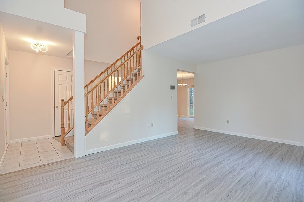 7 Tiffney Road Foxboro, MA 02035 - Photo 6 of 38 Gallery Image 6