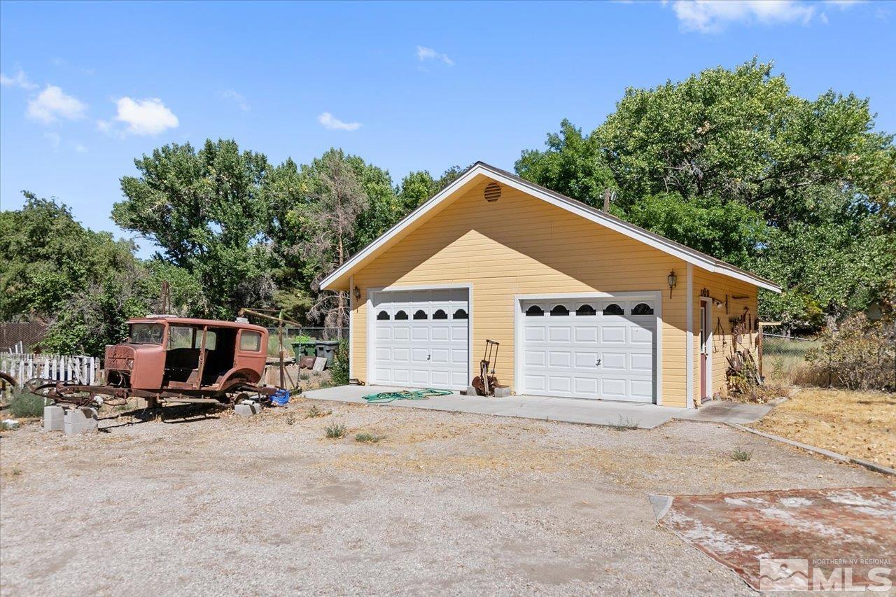 5790 Hooper Place Fallon, NV 89406 - Photo 12 of 39 a view of a house with a yard