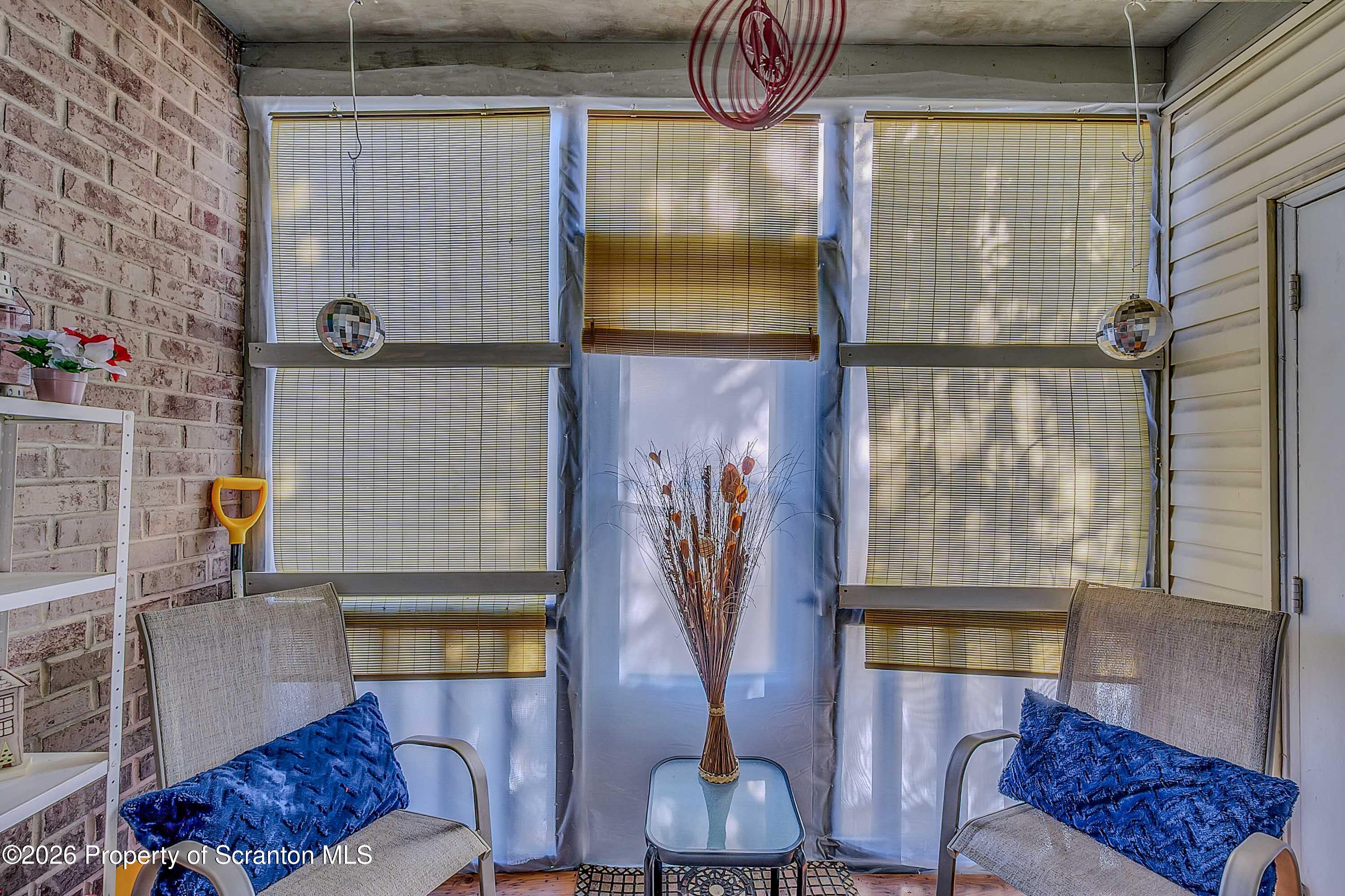 1603 Summit Pointe Scranton, PA 18508 - Photo 18 of 28 Porch