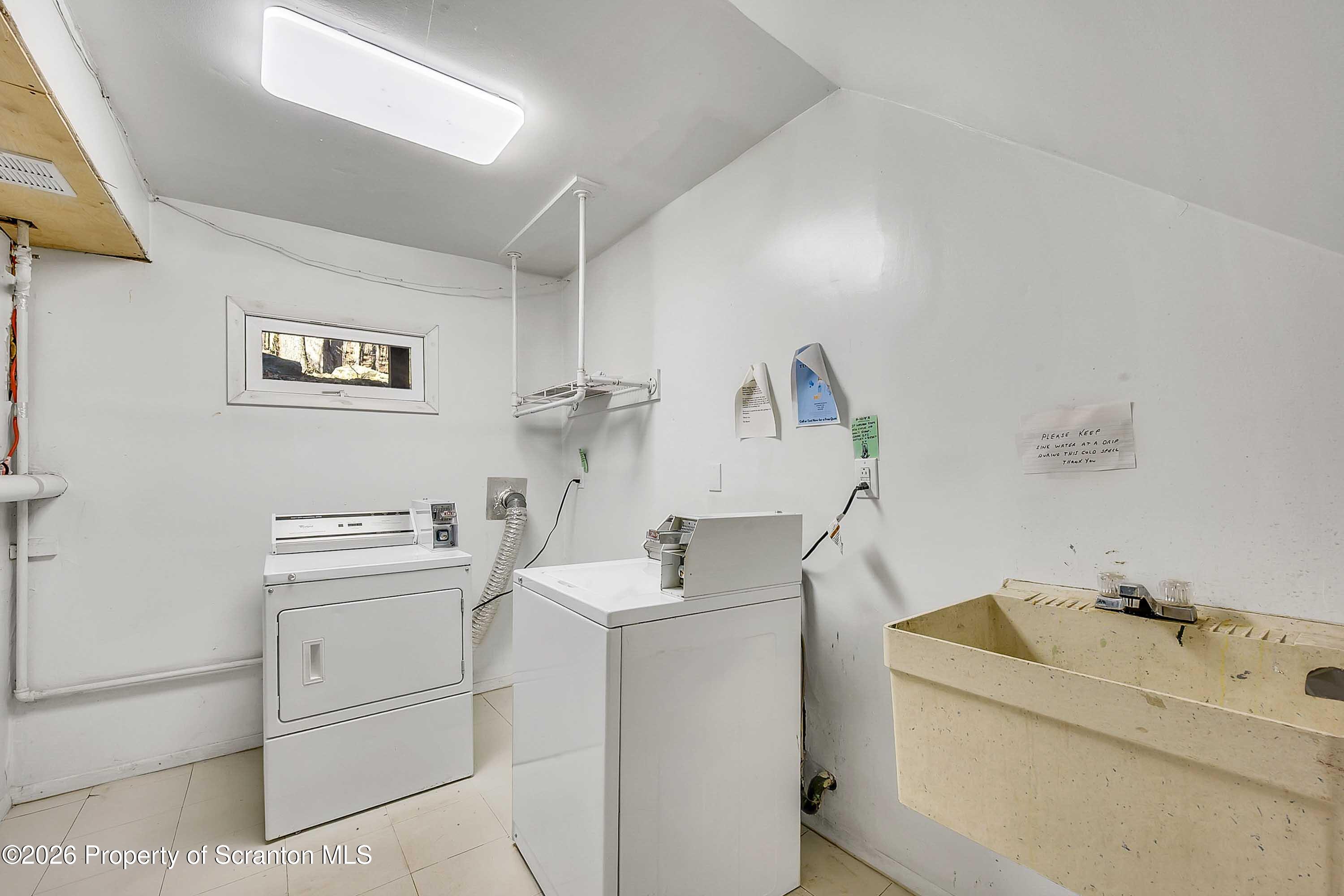 1603 Summit Pointe Scranton, PA 18508 - Photo 20 of 28 Laundry Room