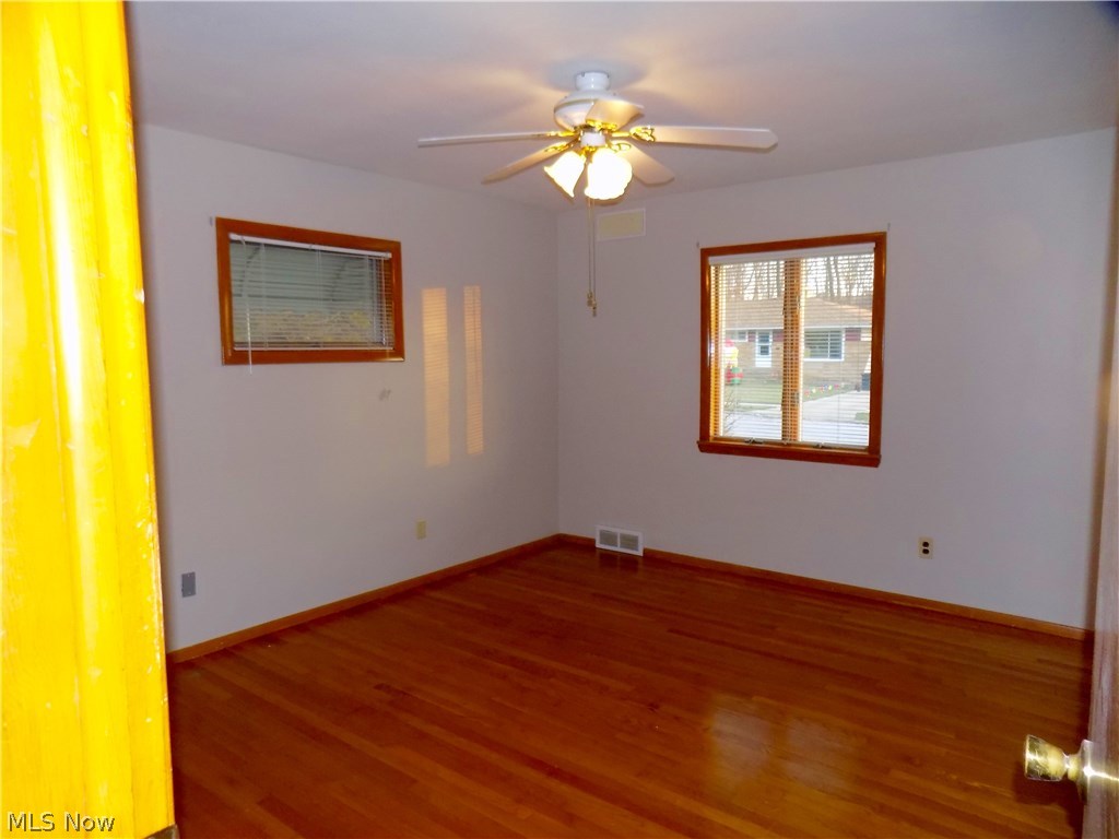 9300 Reichert Road Parma, OH 44130 - Photo 5 of 14