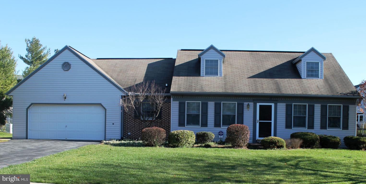 4 Brookfield Road Lititz, PA 17543 - Photo 1 of 27