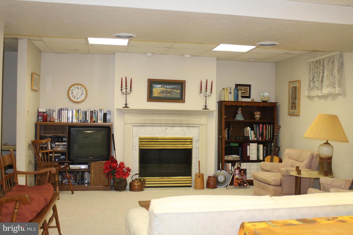 4 Brookfield Road Lititz, PA 17543 - Photo 12 of 27