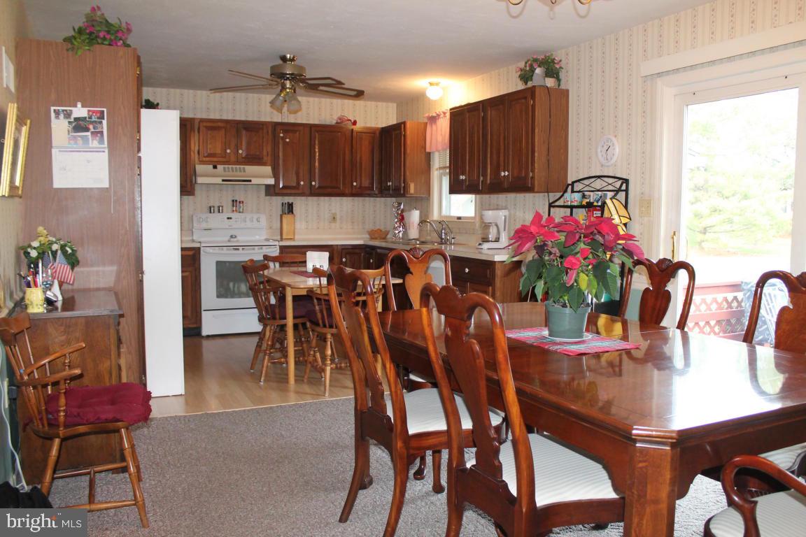4 Brookfield Road Lititz, PA 17543 - Photo 3 of 27