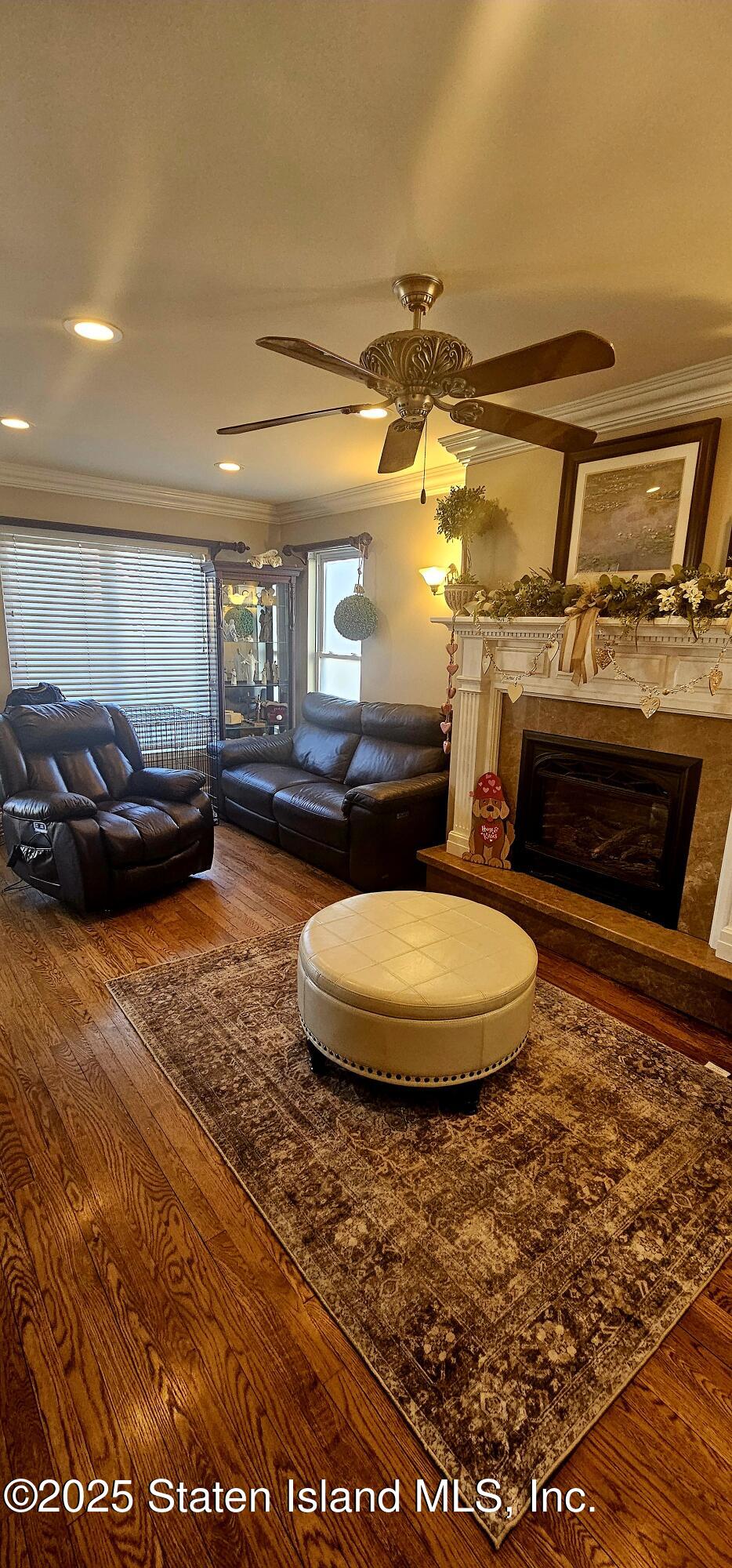 480 Riga Street Staten Island, NY 10306 - Photo 4 of 24 20250201_120210