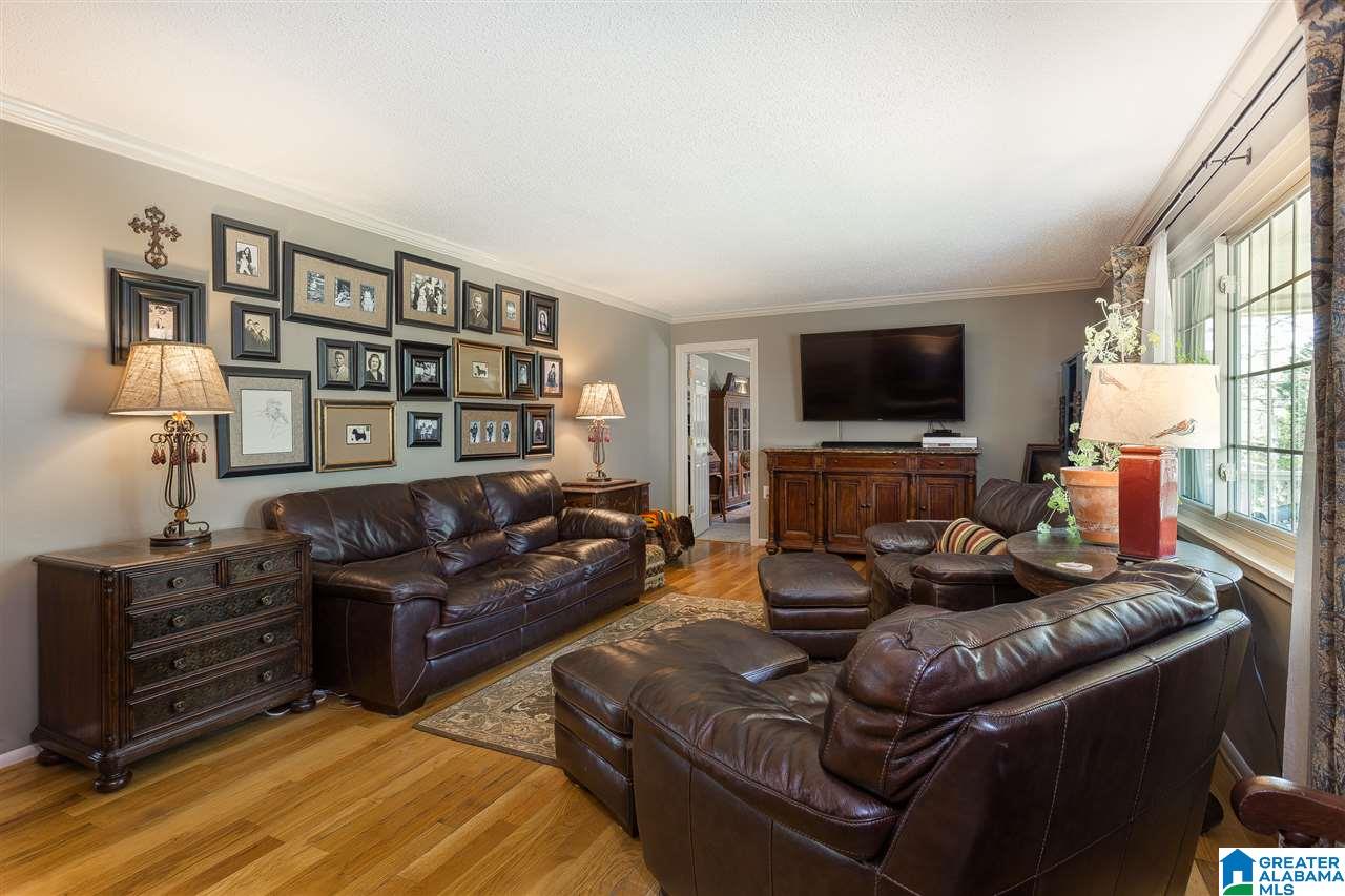 1002 Valley Road Oneonta, AL 35121 - Photo 2 of 31