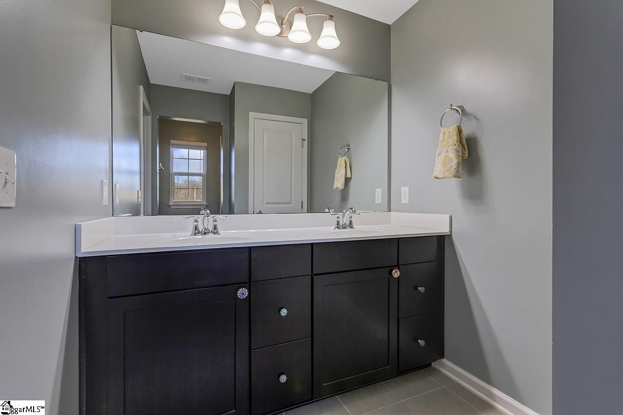 421 Christiane Way Greenville, SC 29607 - Photo 8 of 23 Gallery Image 8