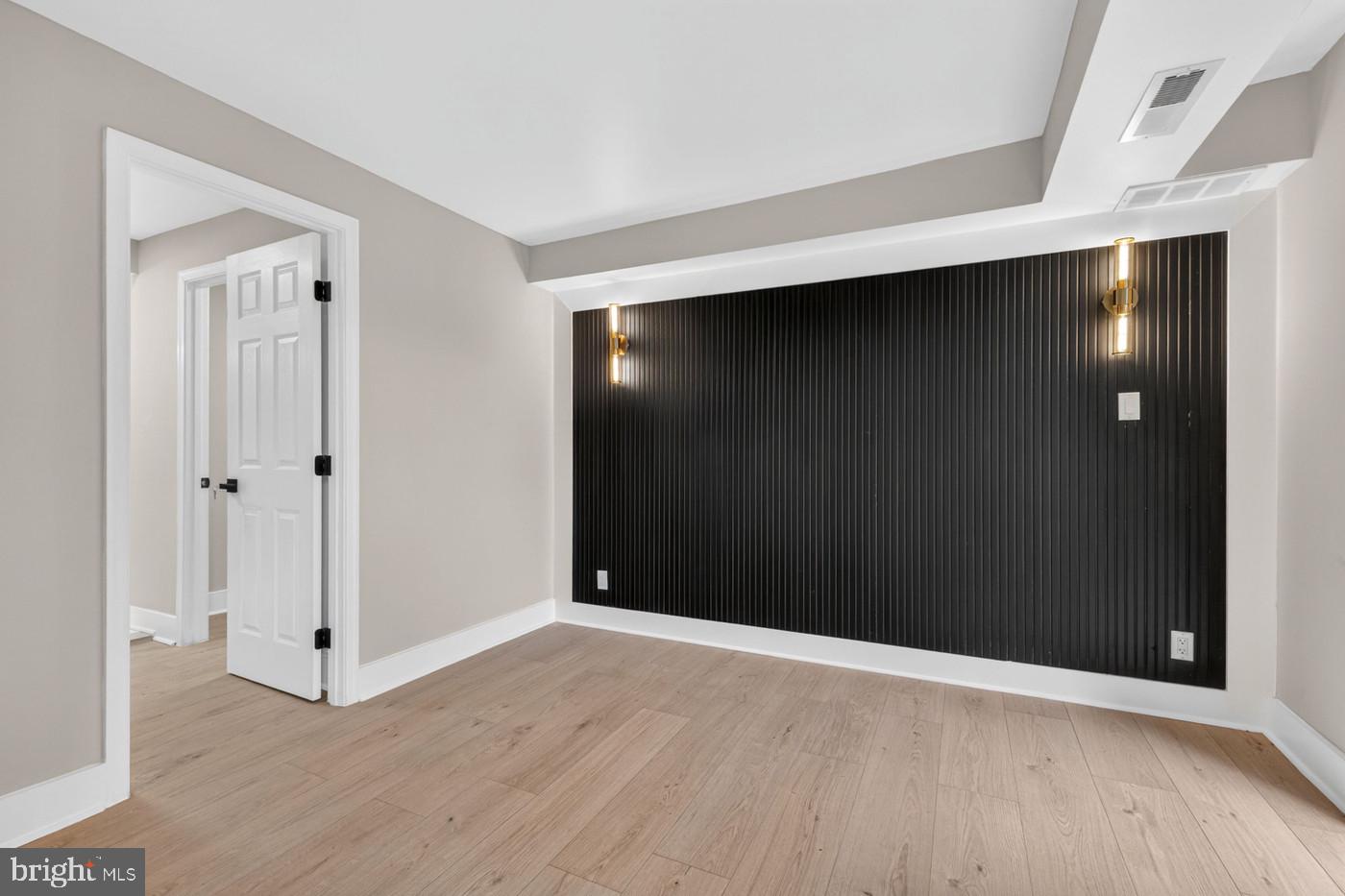 1401 North Rhodes Street, Unit 604 Arlington, VA 22209 - Photo 10 of 25