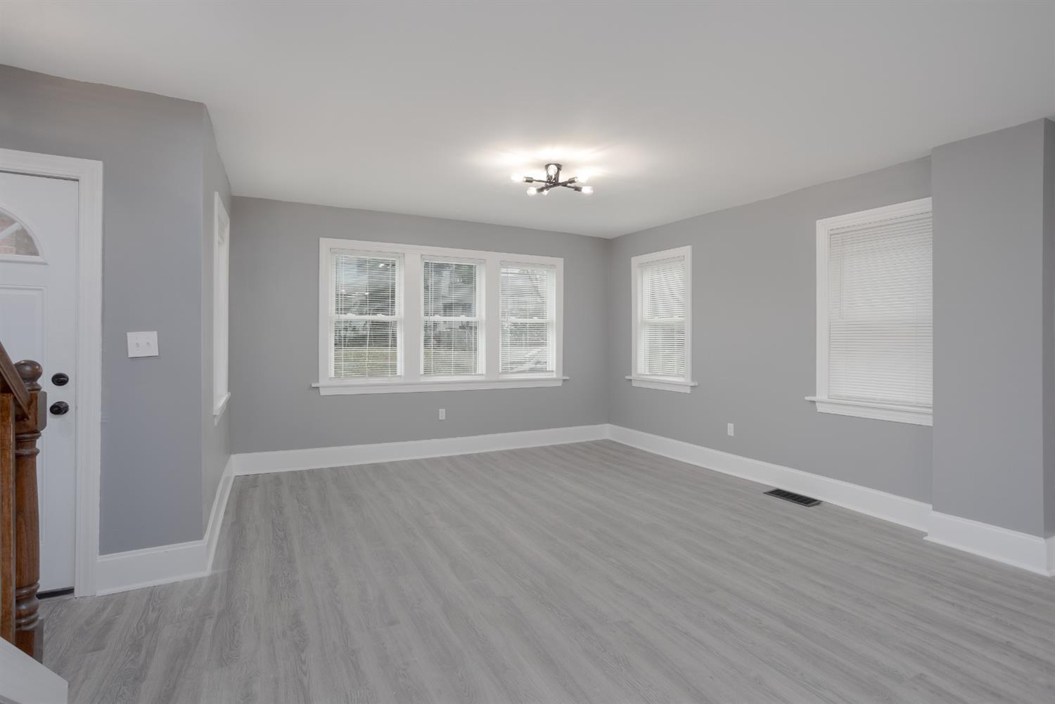 4738 Ridgeway Avenue Norwood, OH 45212 - Photo 4 of 27