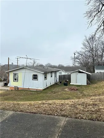 $60,000 | 1020 Forest Avenue, Atchison, KS 66002