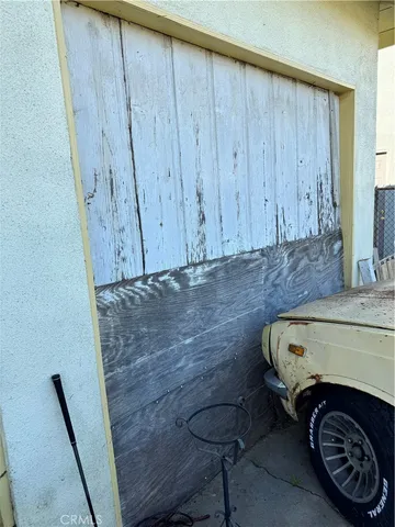 $400,000 | 519 South Holly Avenue, Compton, CA 90221