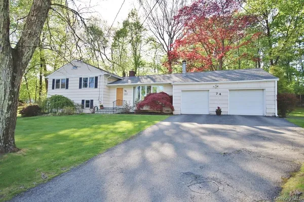 $799,222 | 74 Hungerford Road, Briarcliff Manor, NY 10510