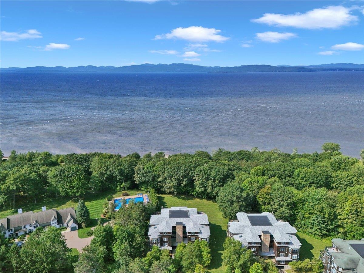 3 Claire Point Road Burlington, VT 05408 - Photo 2 of 52 Gallery Image 2